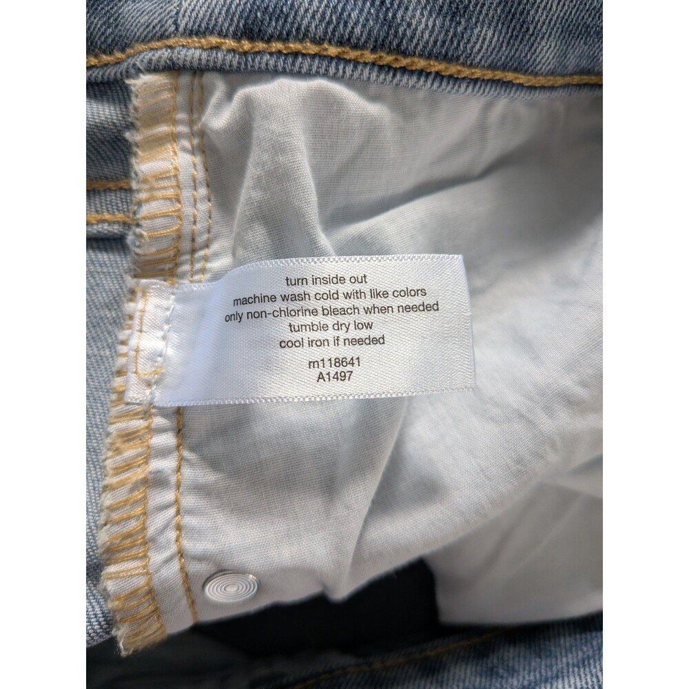 Lane Bryant Signature Fit Straight Leg Crop Jean 20P Lt Bl Embroidery Rhinestone - Picture 15 of 16